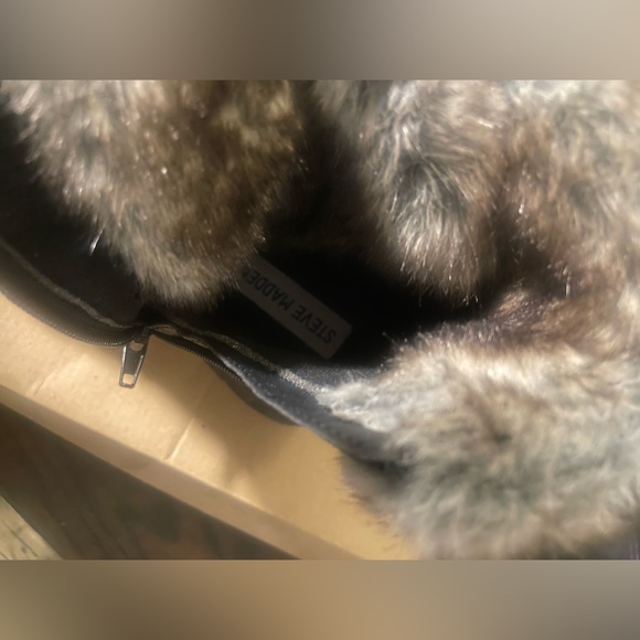 New Steve Madden Fur /Combat Boots - Picture 3 of 10